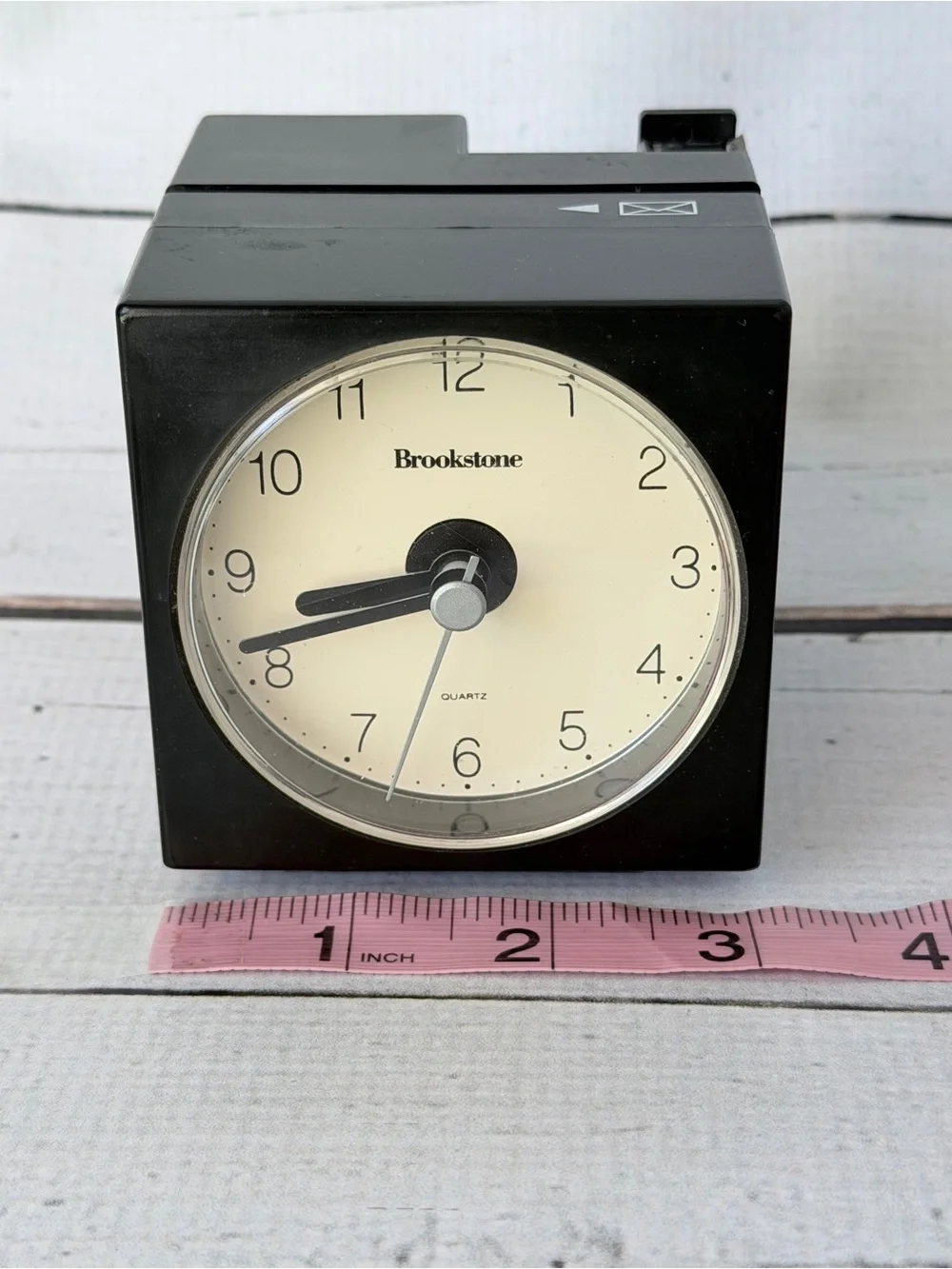 Brookstone classic square
